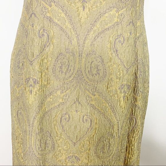 Tahari Scoop Neck Sleeveless Gold Brocade Sheath Dress w/Organza Trim NWOT Sz 10 - Picture 6 of 16